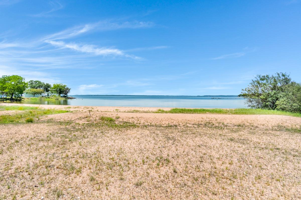 105 Agarita Dr Property Photo 17
