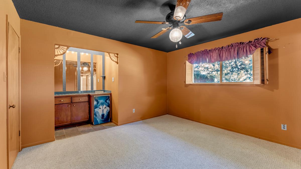 105 Agarita Dr Property Photo 23