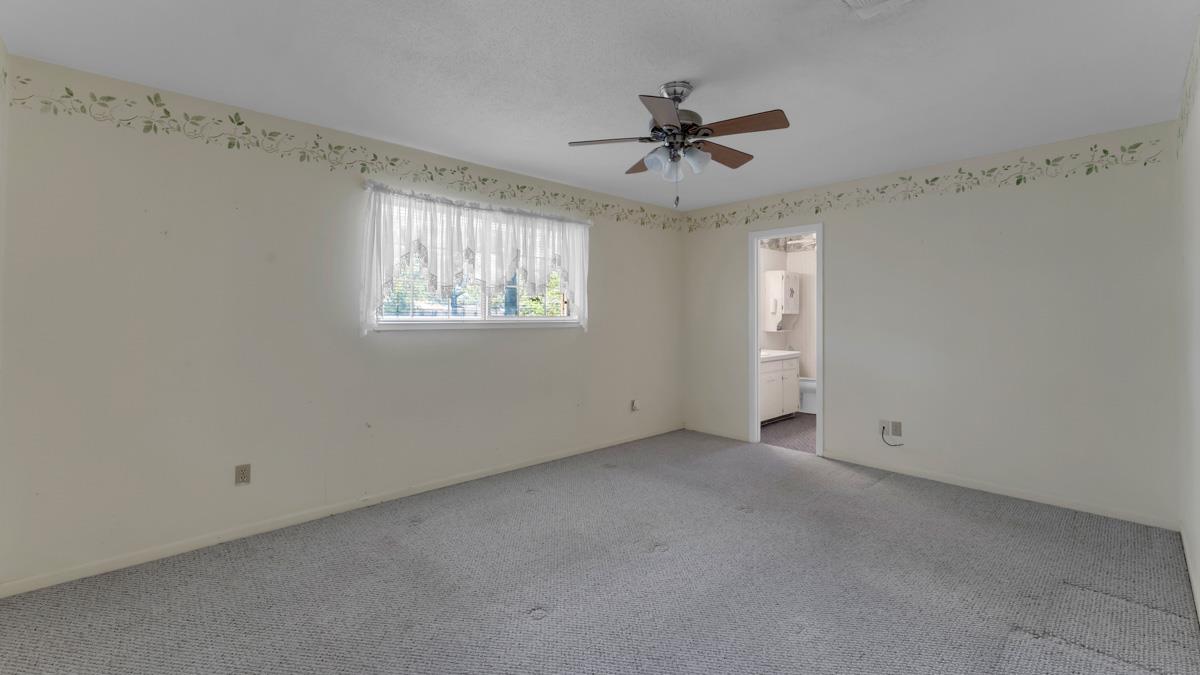 105 Agarita Dr Property Photo 31