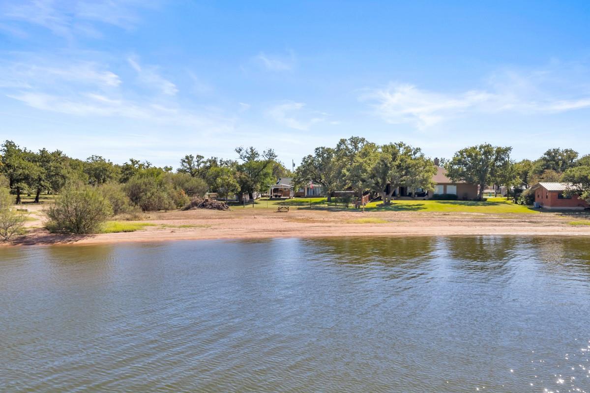 105 Agarita Dr Property Photo 40