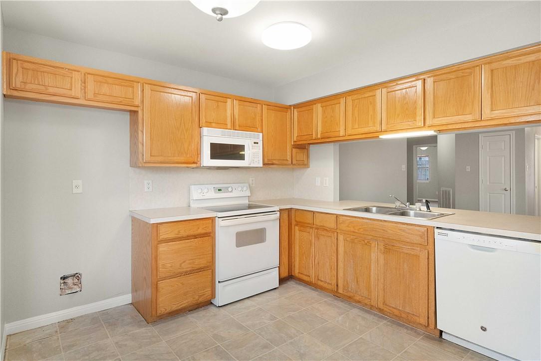 907 Clearwater Trl Property Photo 7