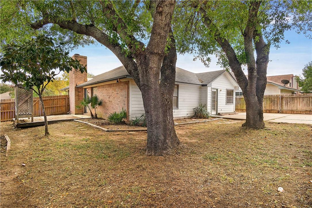 907 Clearwater Trl Property Photo 24