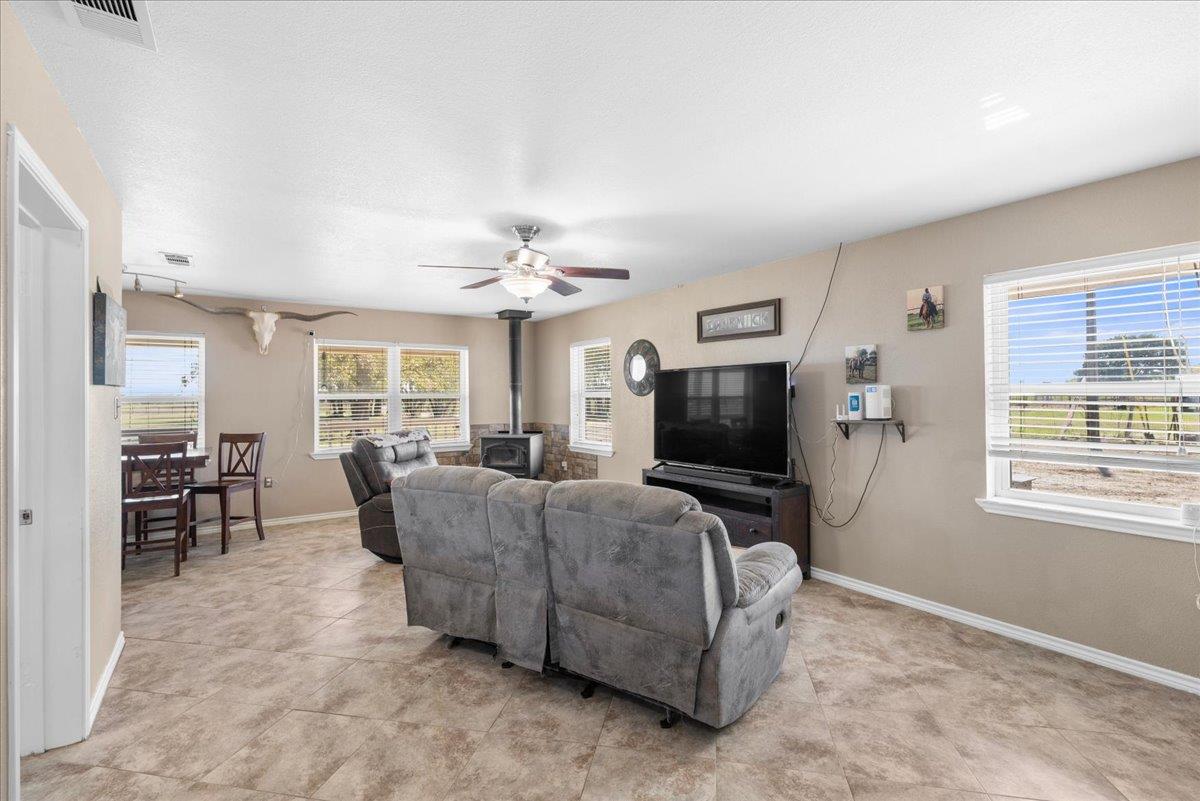 12270 Fm 642 None Property Photo 6
