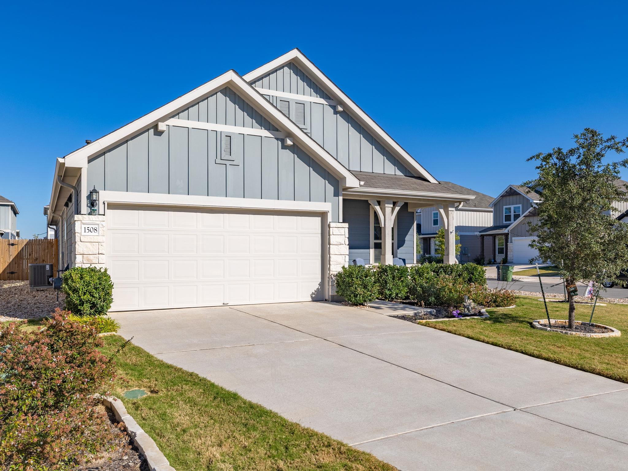 1508 Hope Ranch Rd Property Photo 3