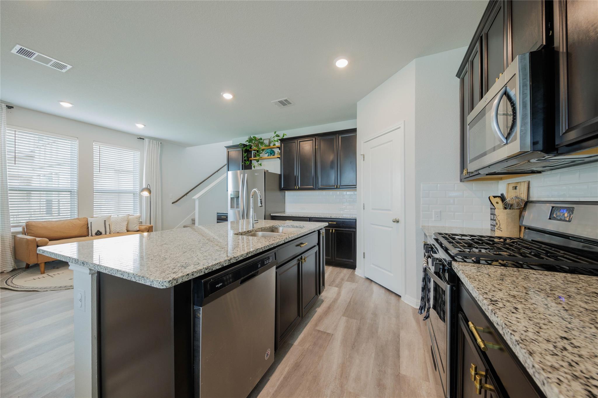 821 Lone Peak Way Property Photo 8