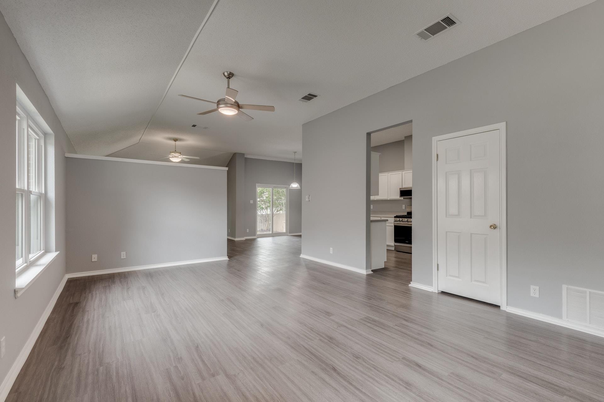16809 Bailey Jean Dr Property Photo 5