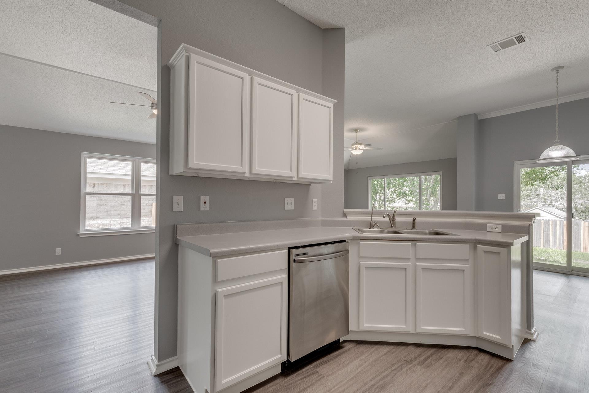 16809 Bailey Jean Dr Property Photo 7