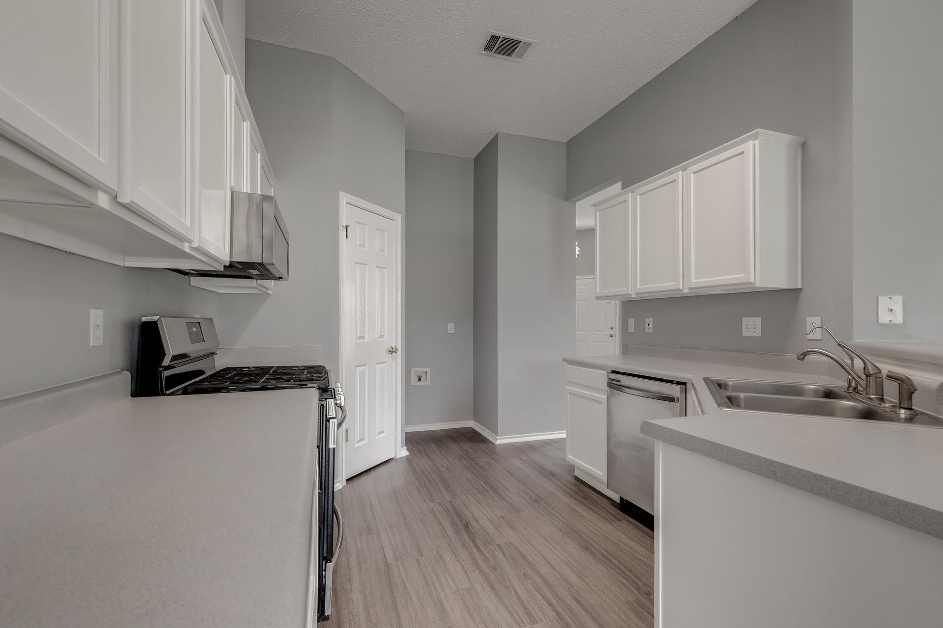 16809 Bailey Jean Dr Property Photo 8