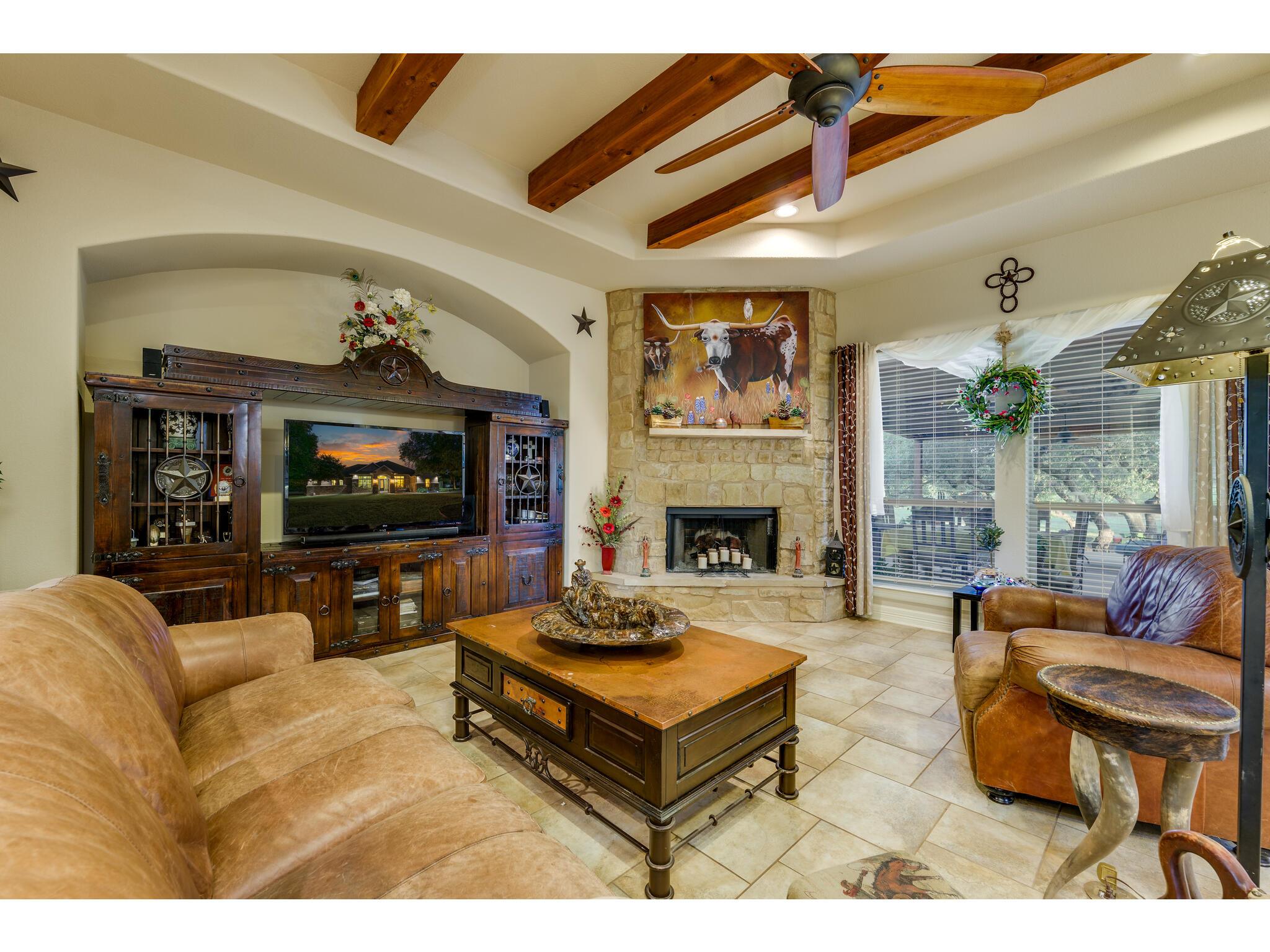 30201 Live Oak Trl Property Photo 3