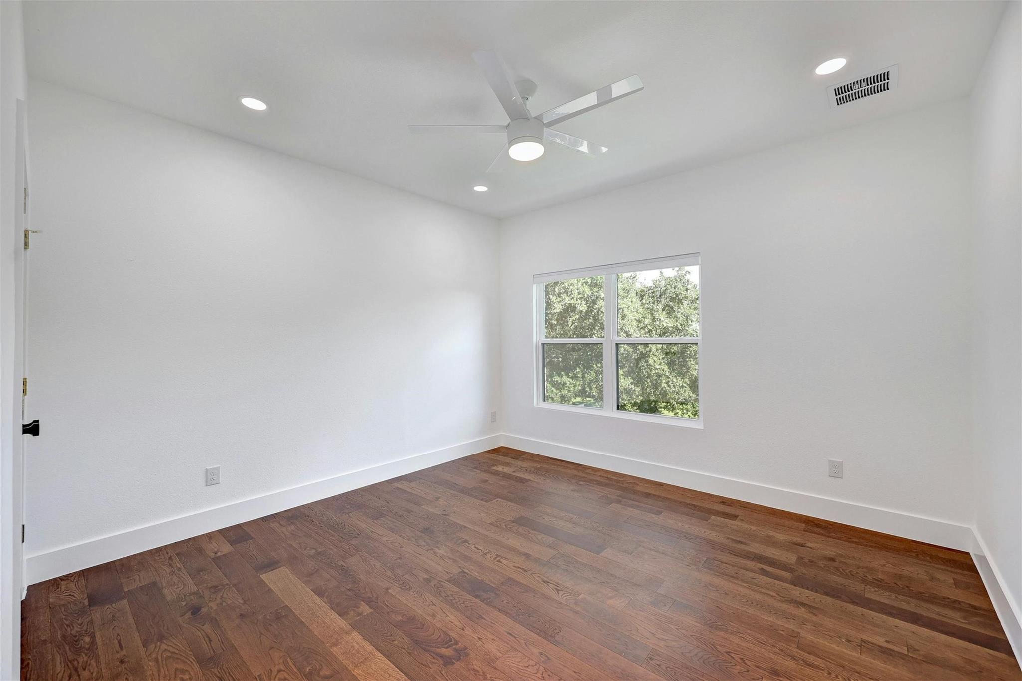 811 Dogwood Trl Property Photo 29
