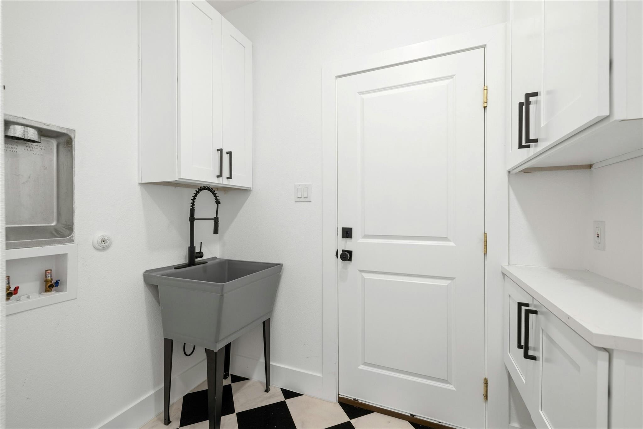 811 Dogwood Trl Property Photo 33