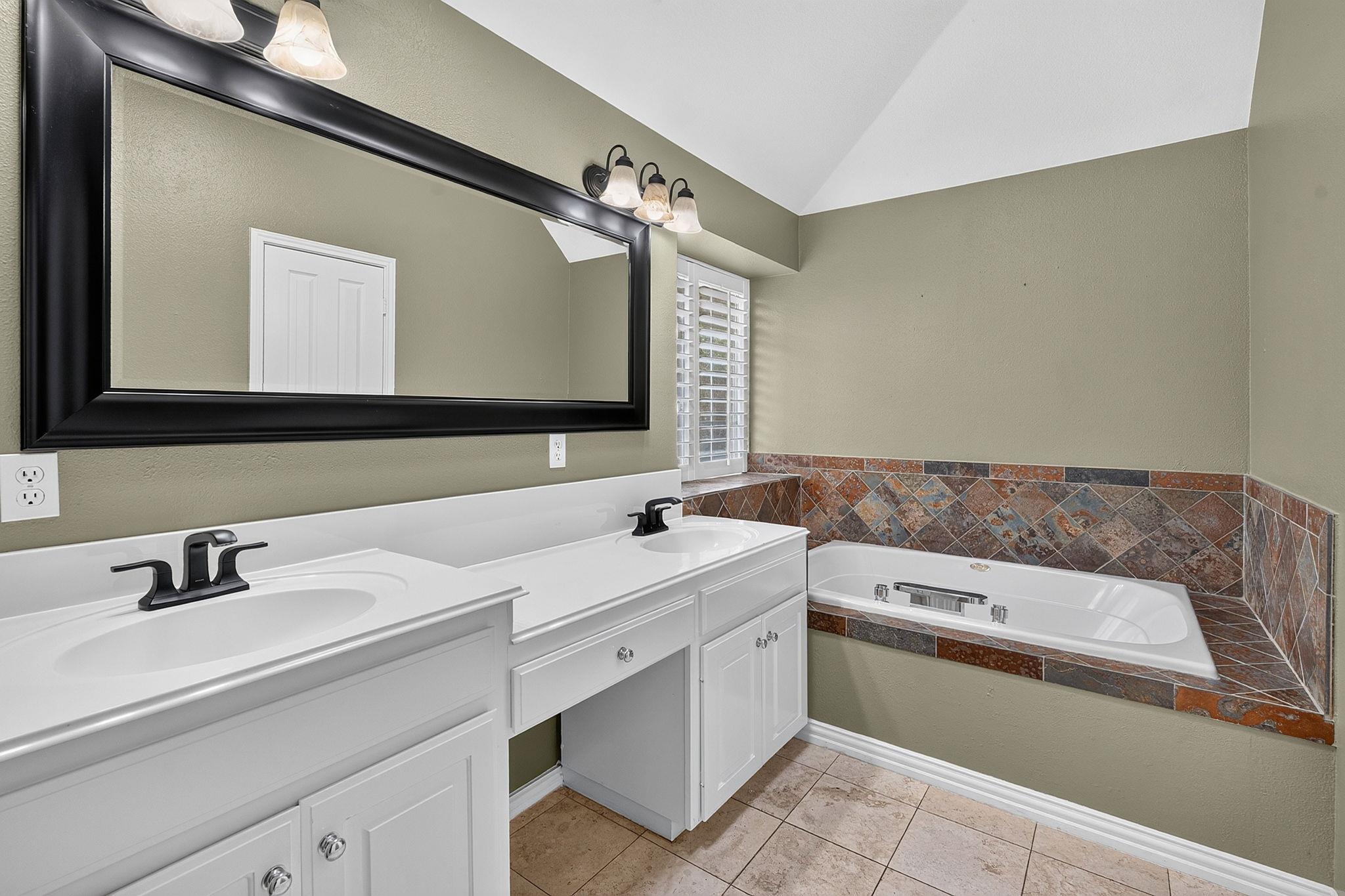 3981 Sendero Dr Property Photo 22