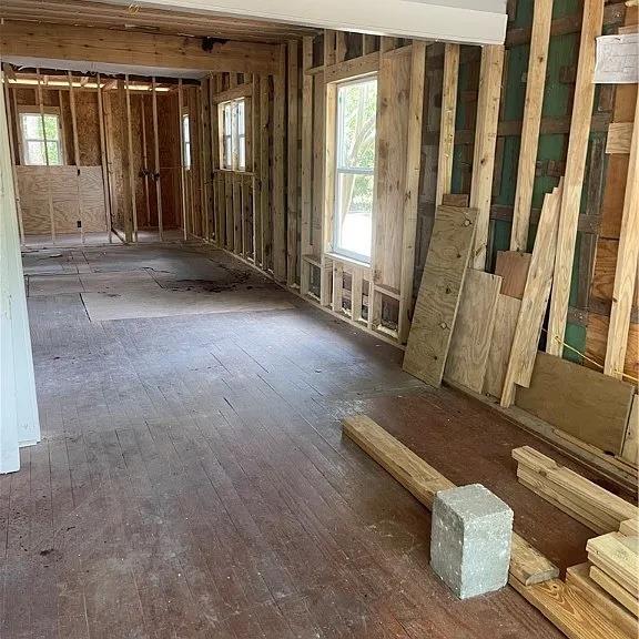 218 S Bright St Property Photo 3