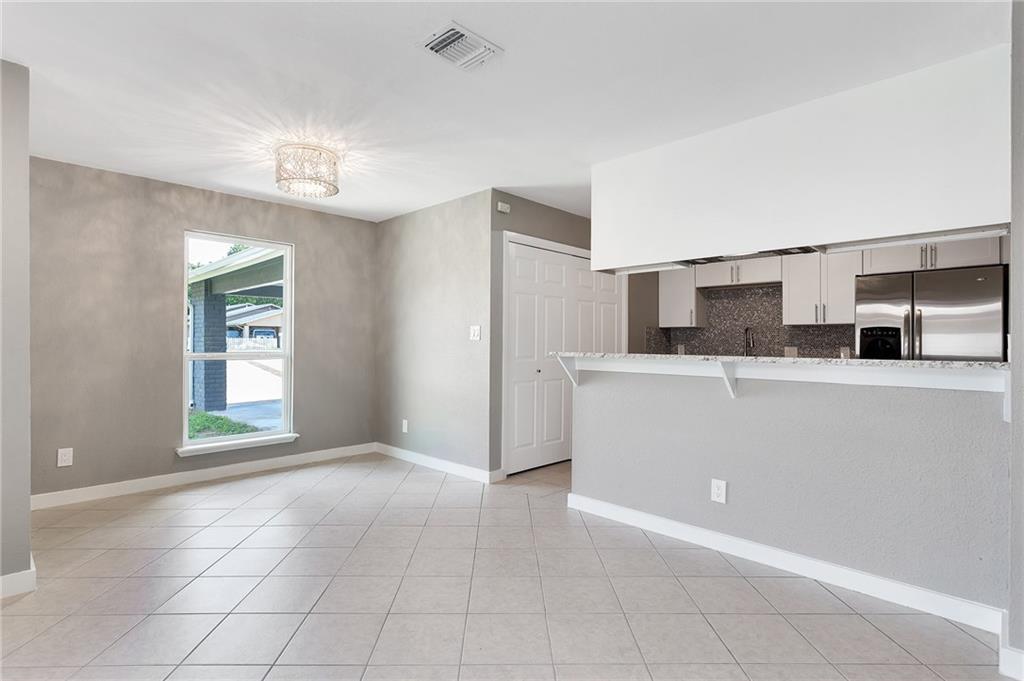 9710 Teasdale Ter #b Property Photo 5