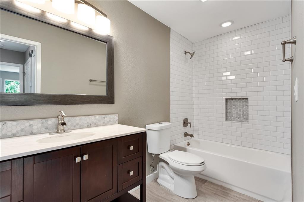 9710 Teasdale Ter #b Property Photo 8