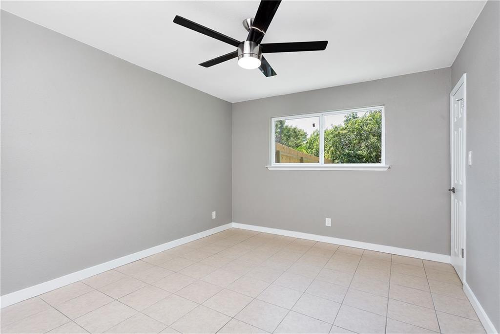 9710 Teasdale Ter #b Property Photo 10