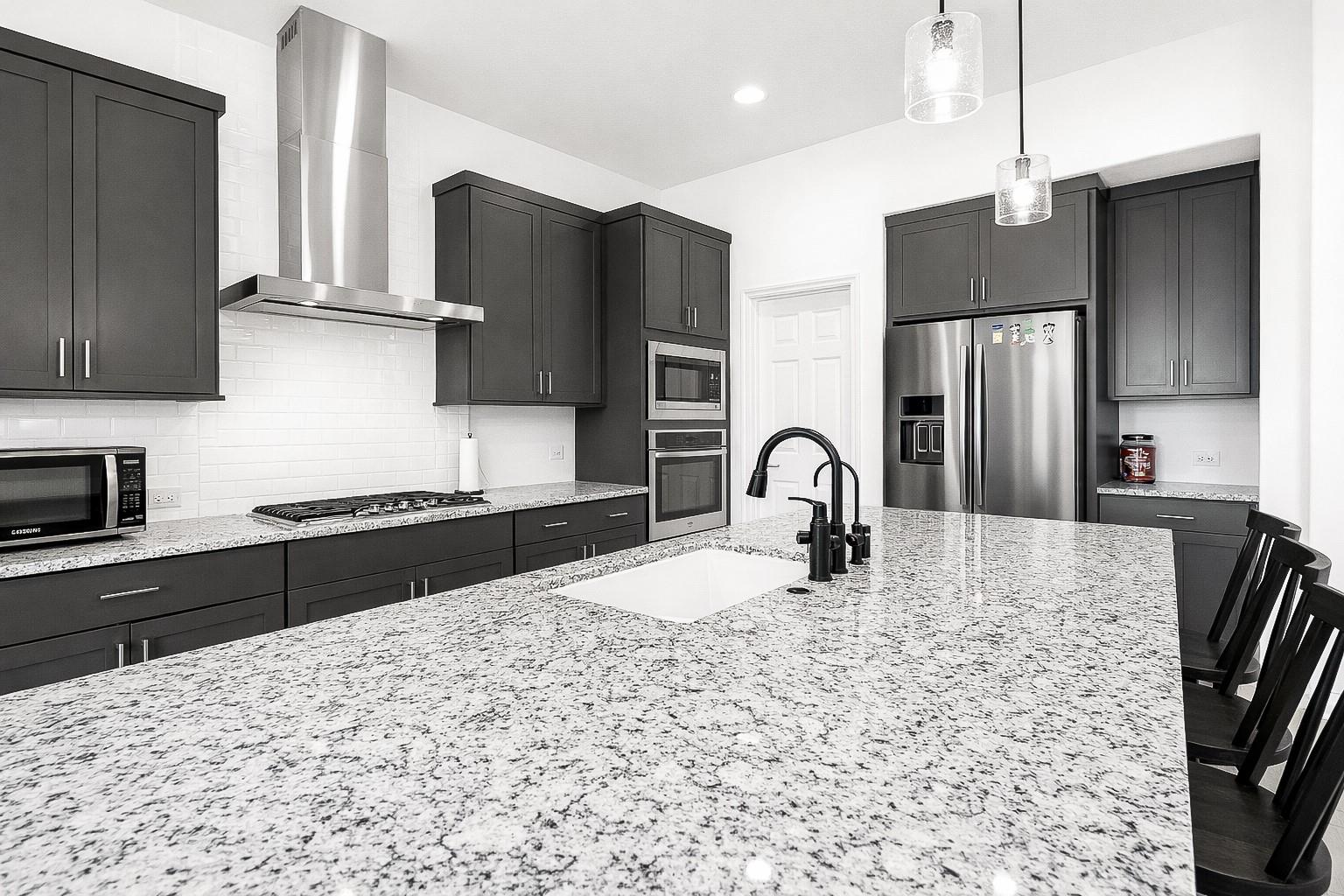 6401 Velvet Leaf Ln Property Photo 24