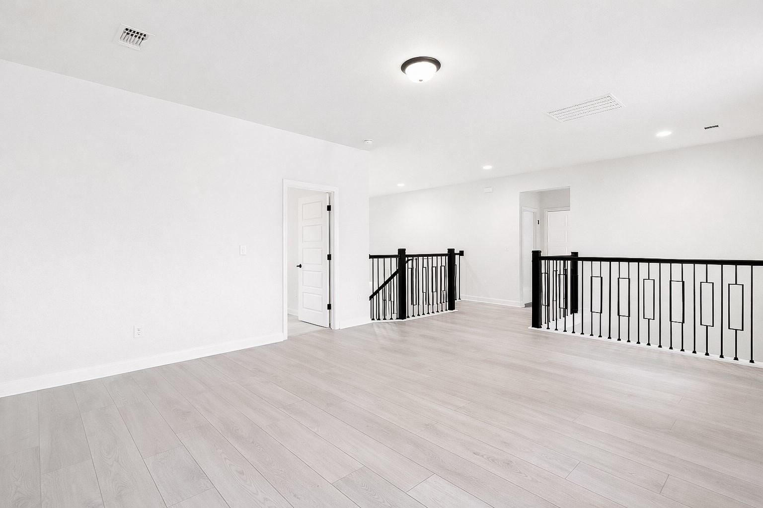 6401 Velvet Leaf Ln Property Photo 28