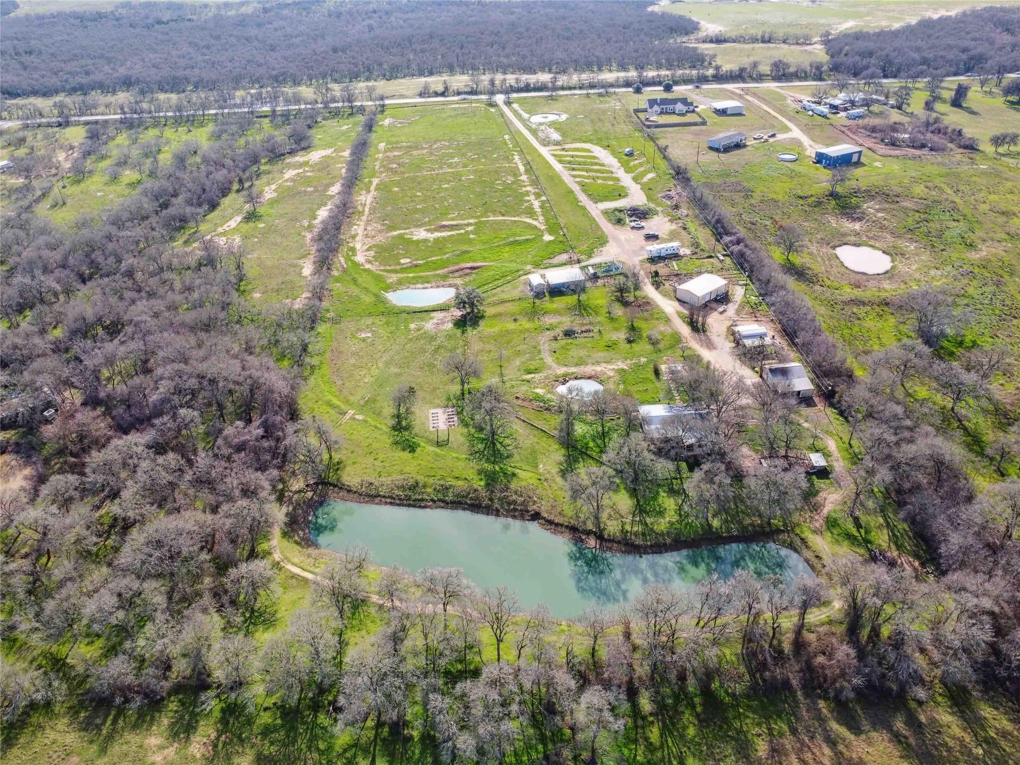 2048 Fm 812 Property Photo 7