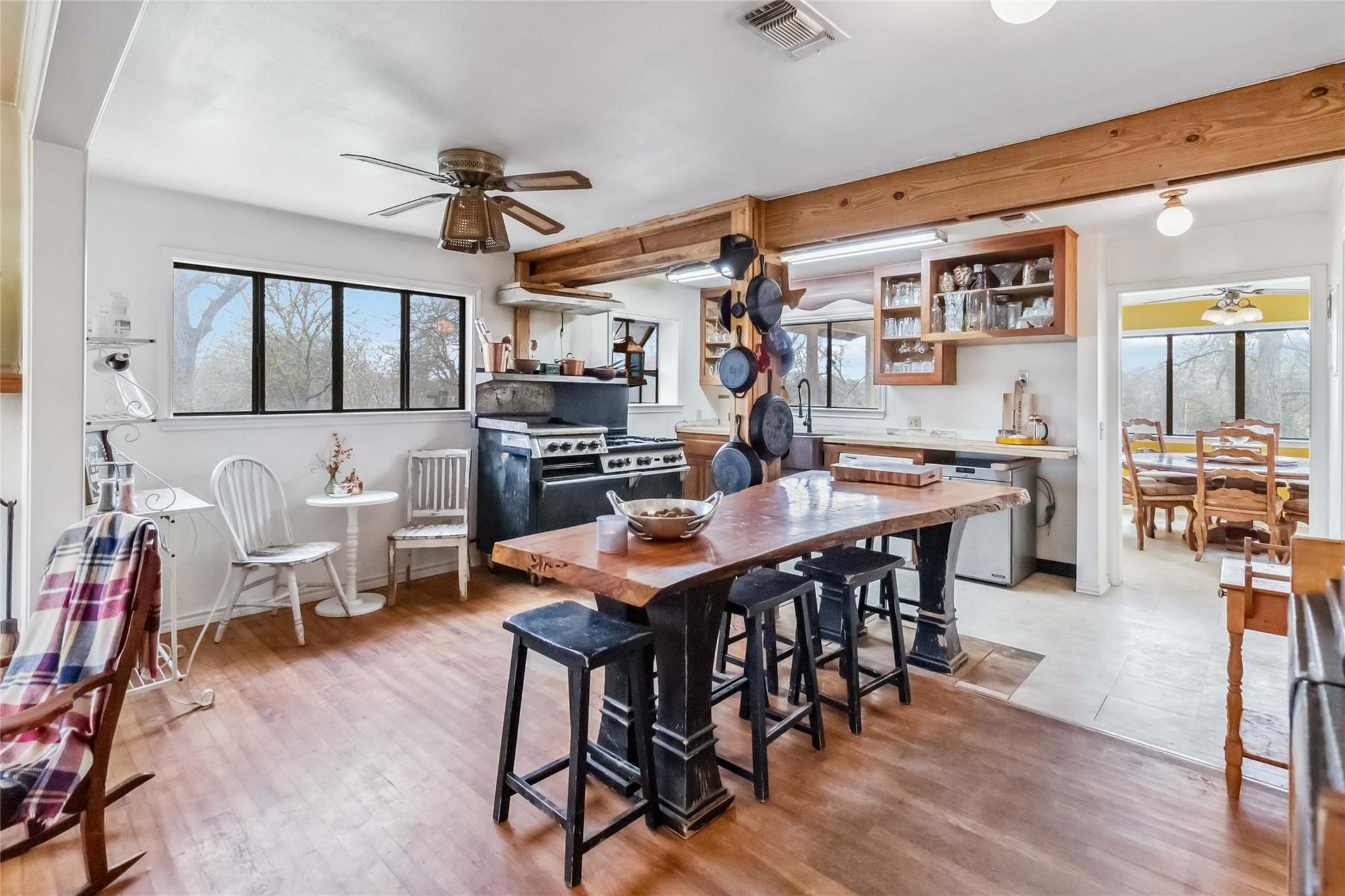 2048 Fm 812 Property Photo 17