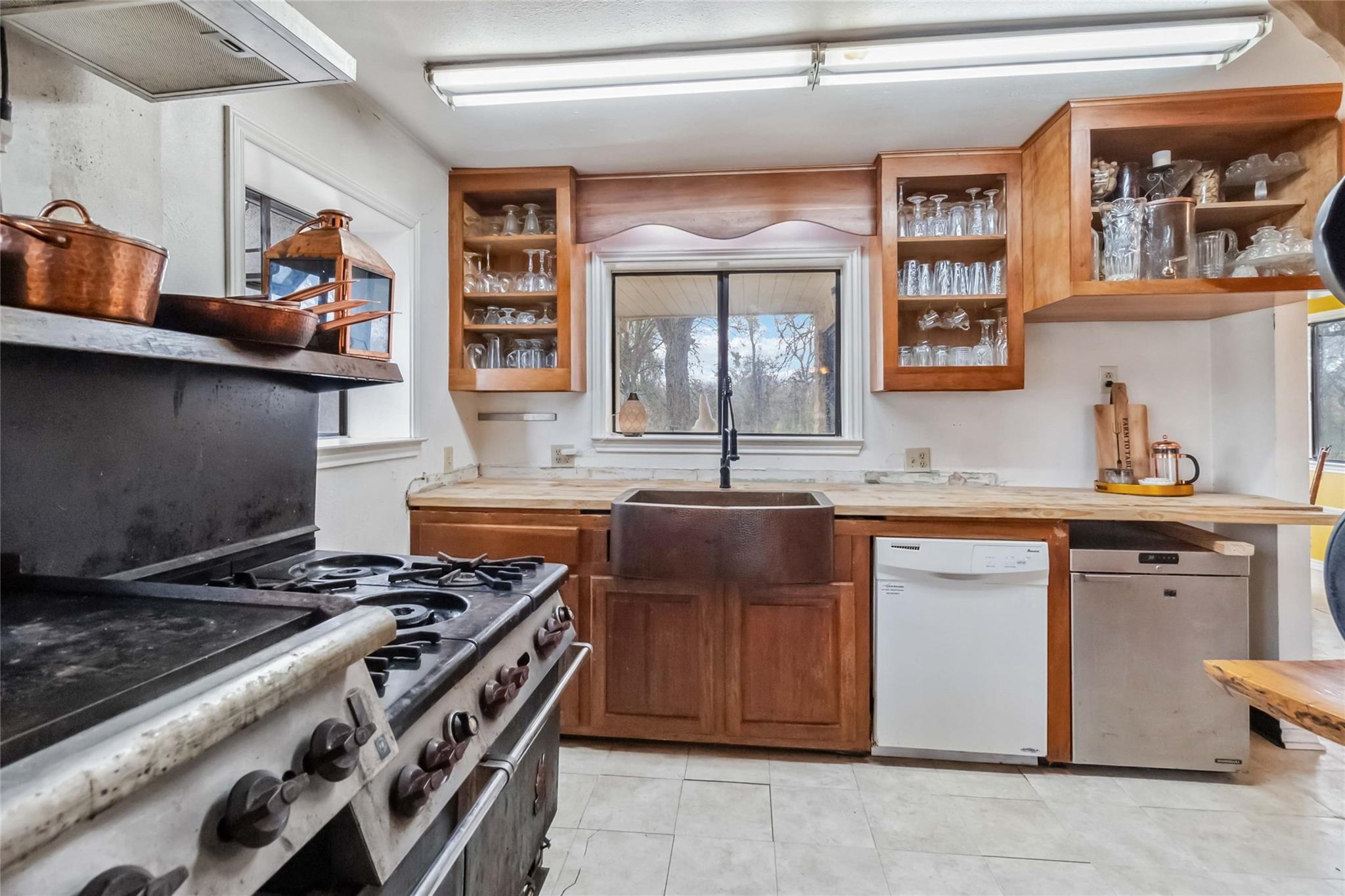 2048 Fm 812 Property Photo 19
