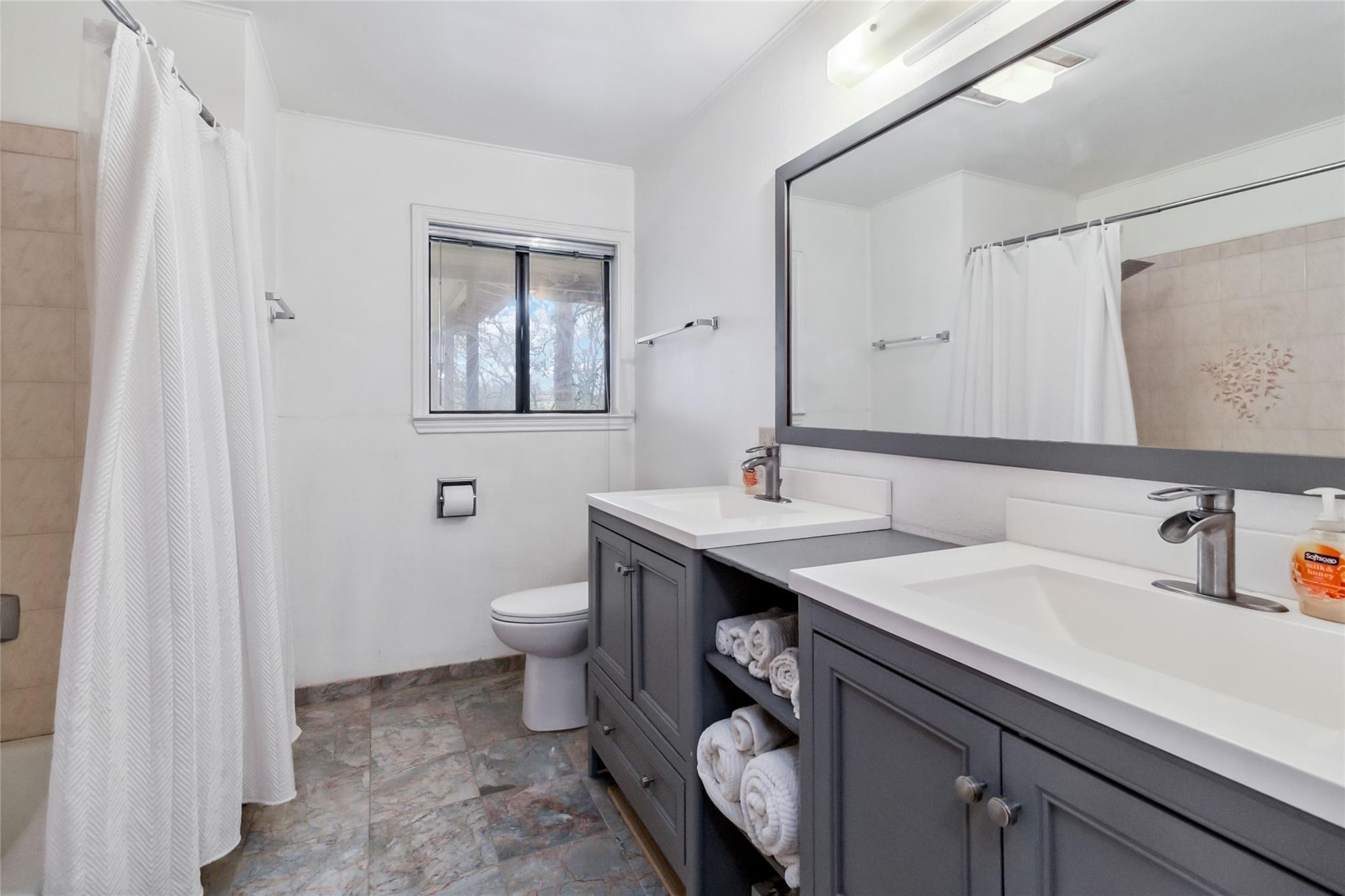 2048 Fm 812 Property Photo 23