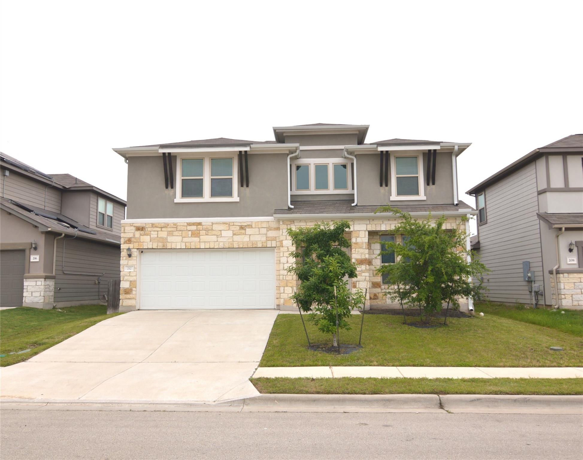 212 Magna Ln Property Photo