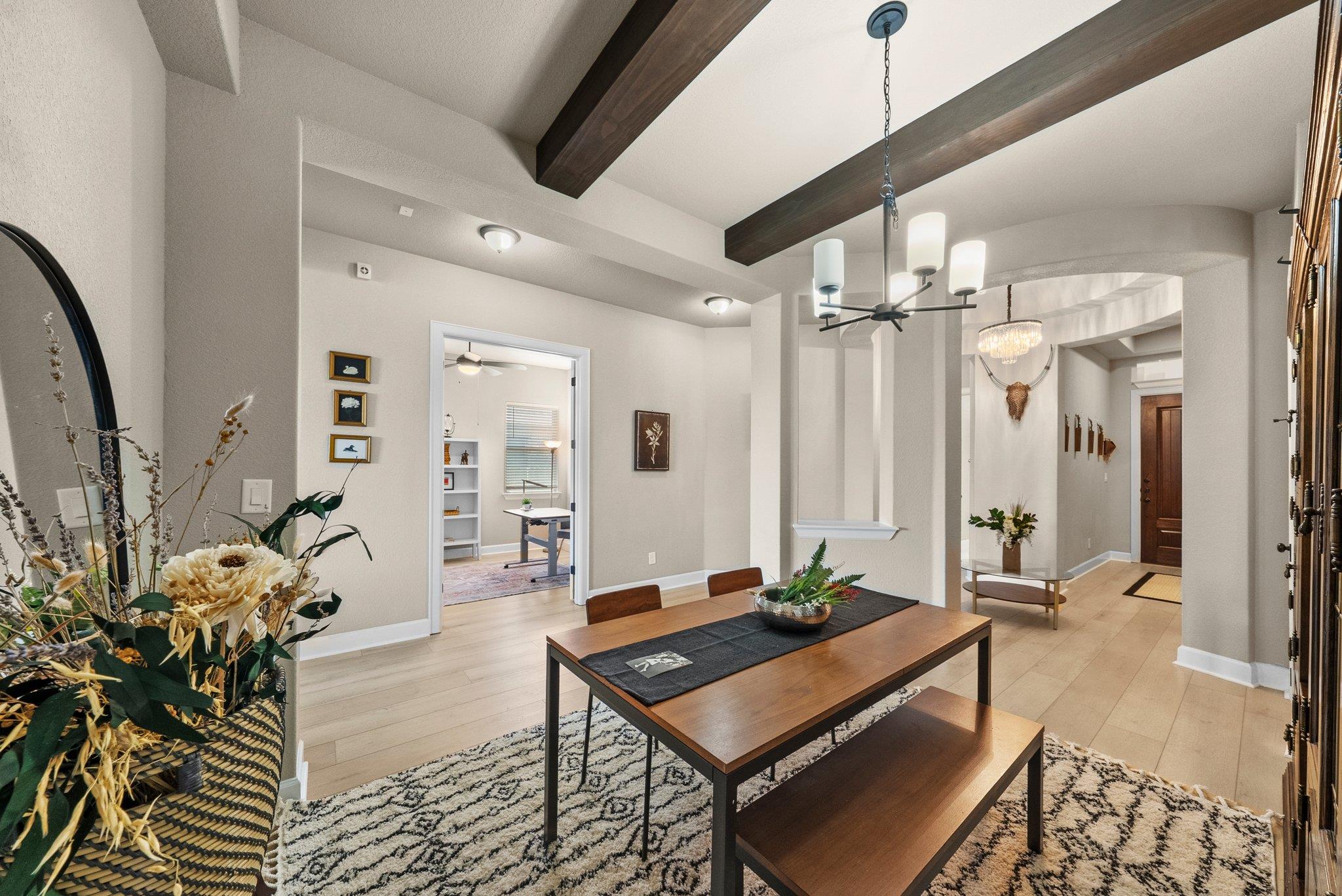 3328 Balboa Way Property Photo 7