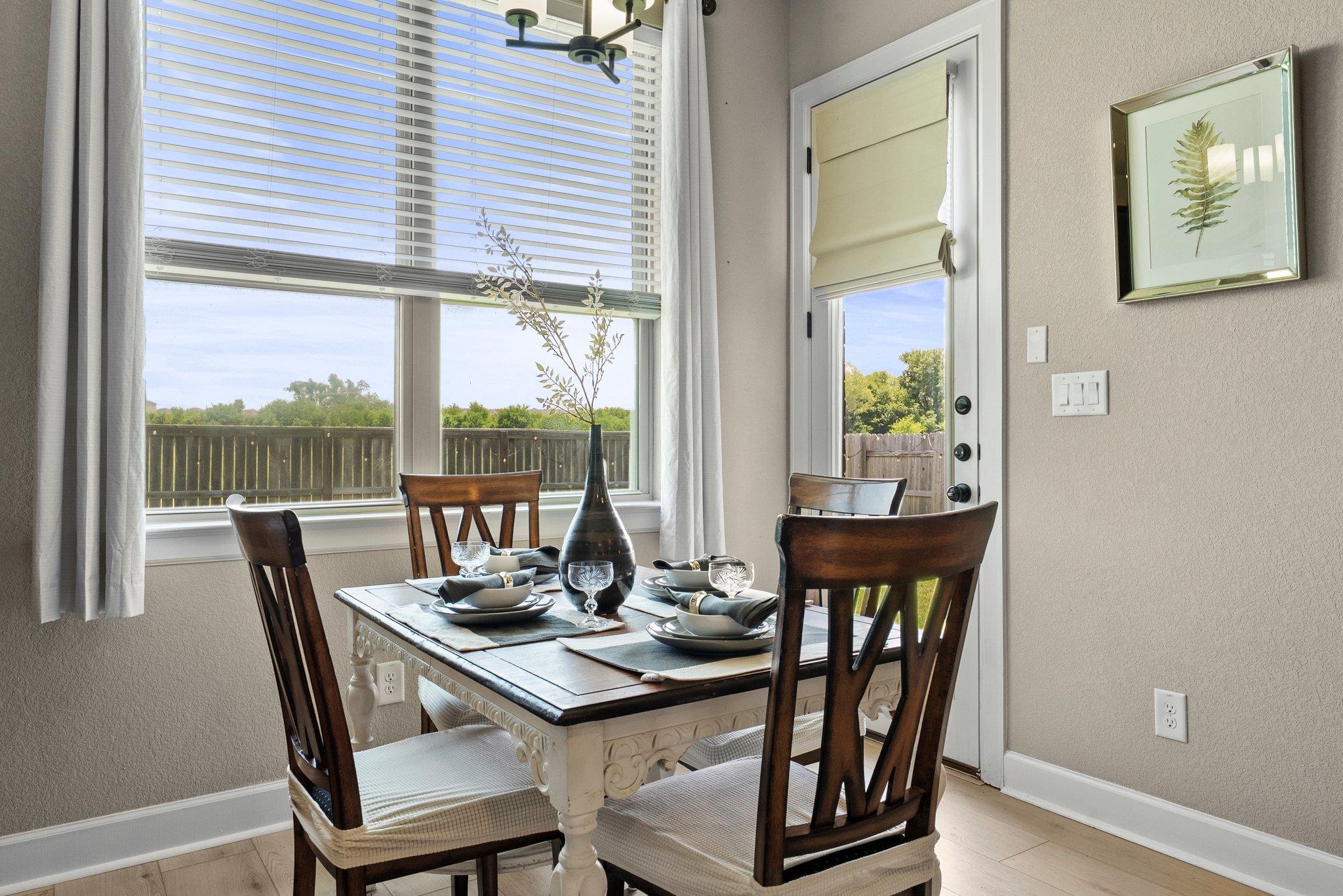 3328 Balboa Way Property Photo 14