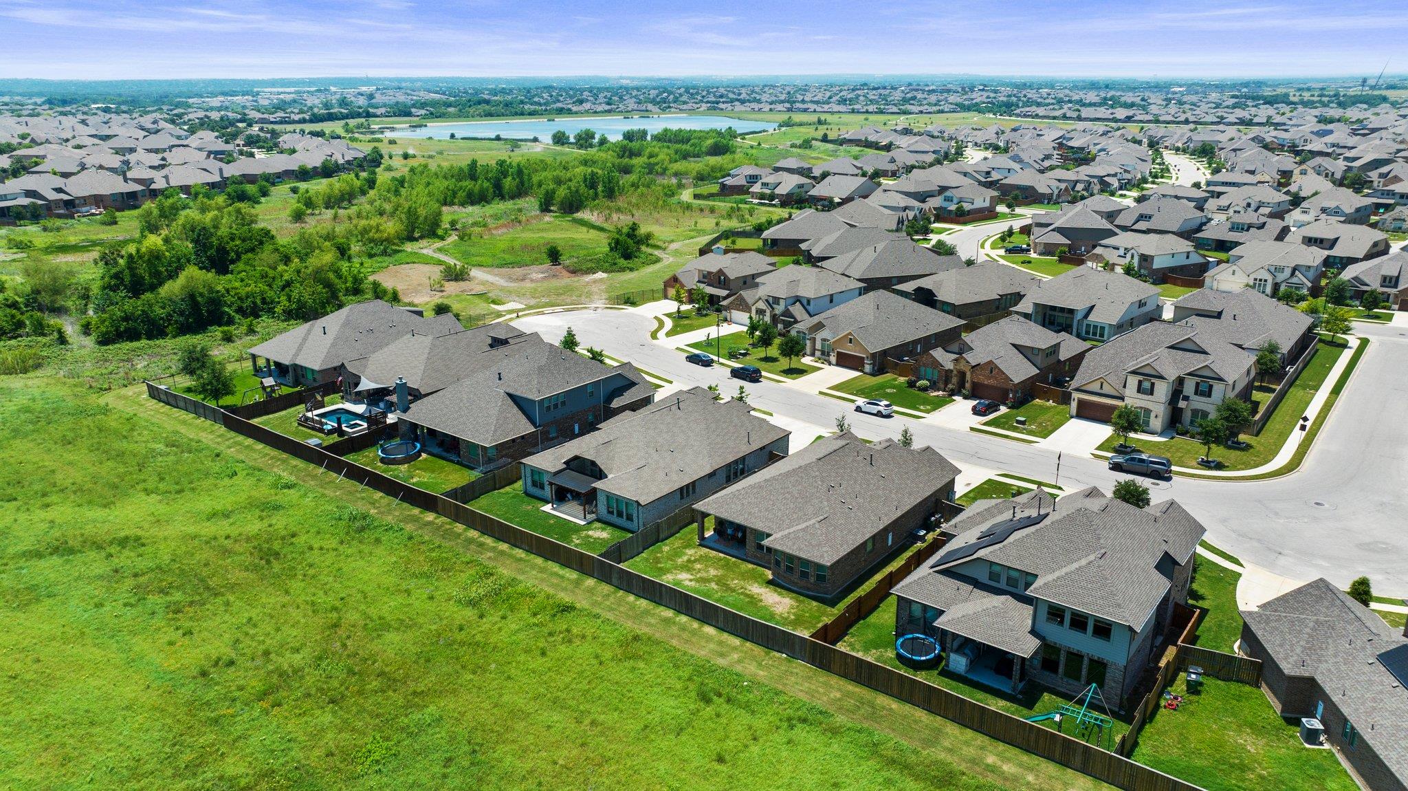 3328 Balboa Way Property Photo 33