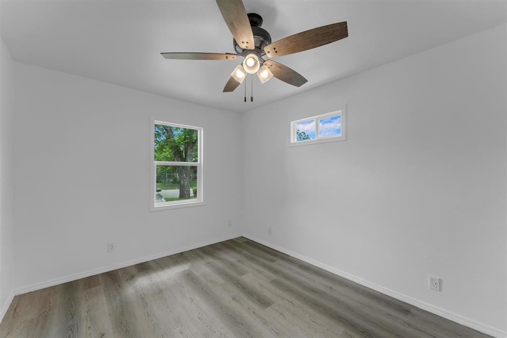 1002 S Pierce St Property Photo 23