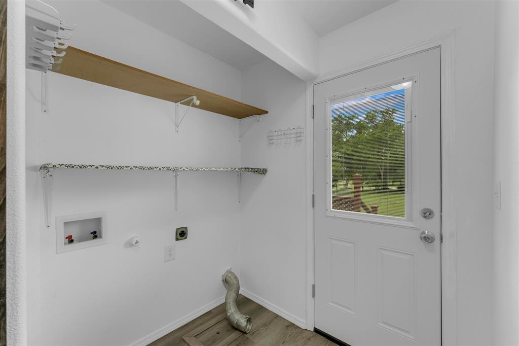 1002 S Pierce St Property Photo 27