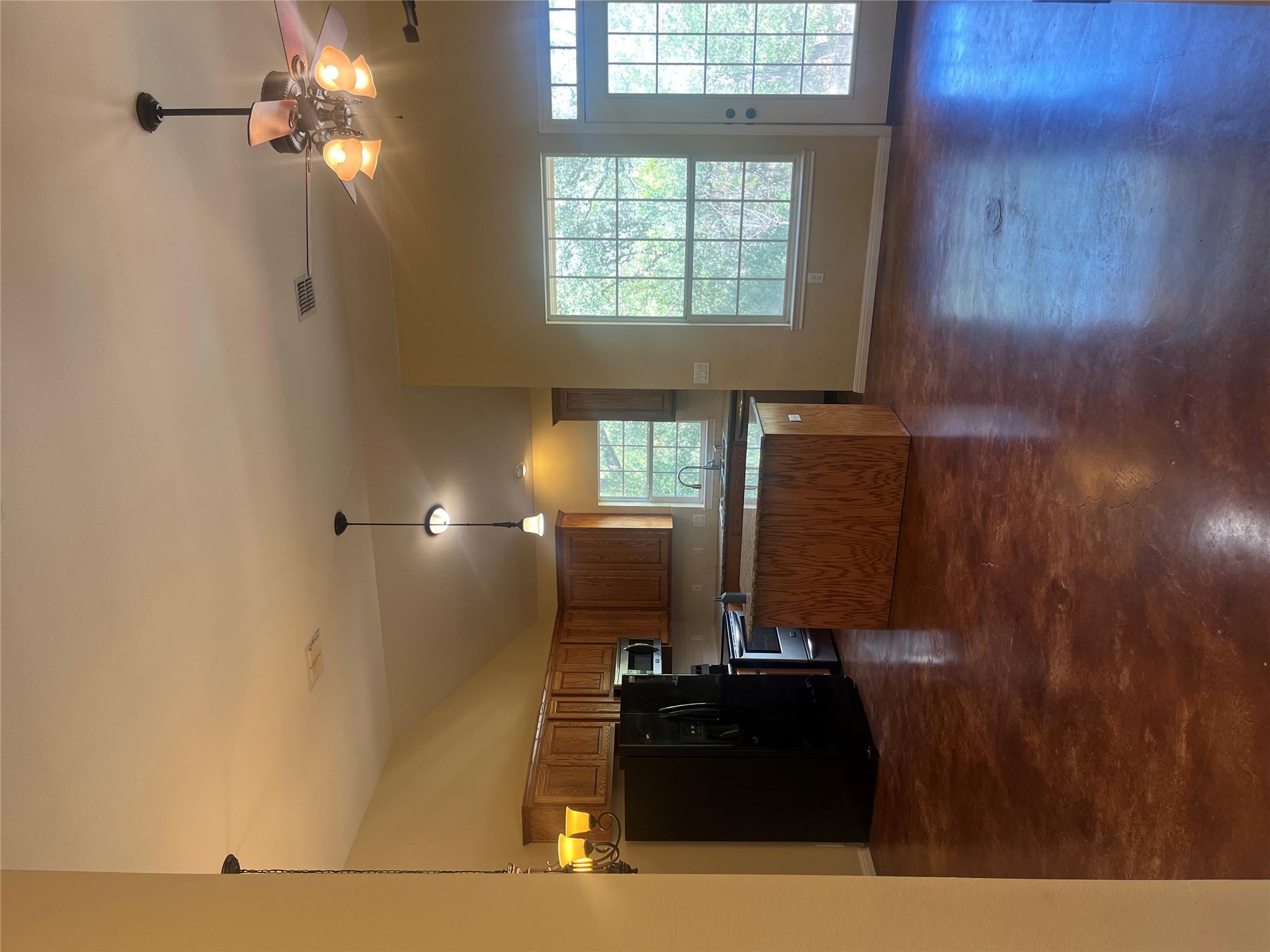 205 Homestead Rd Property Photo 5