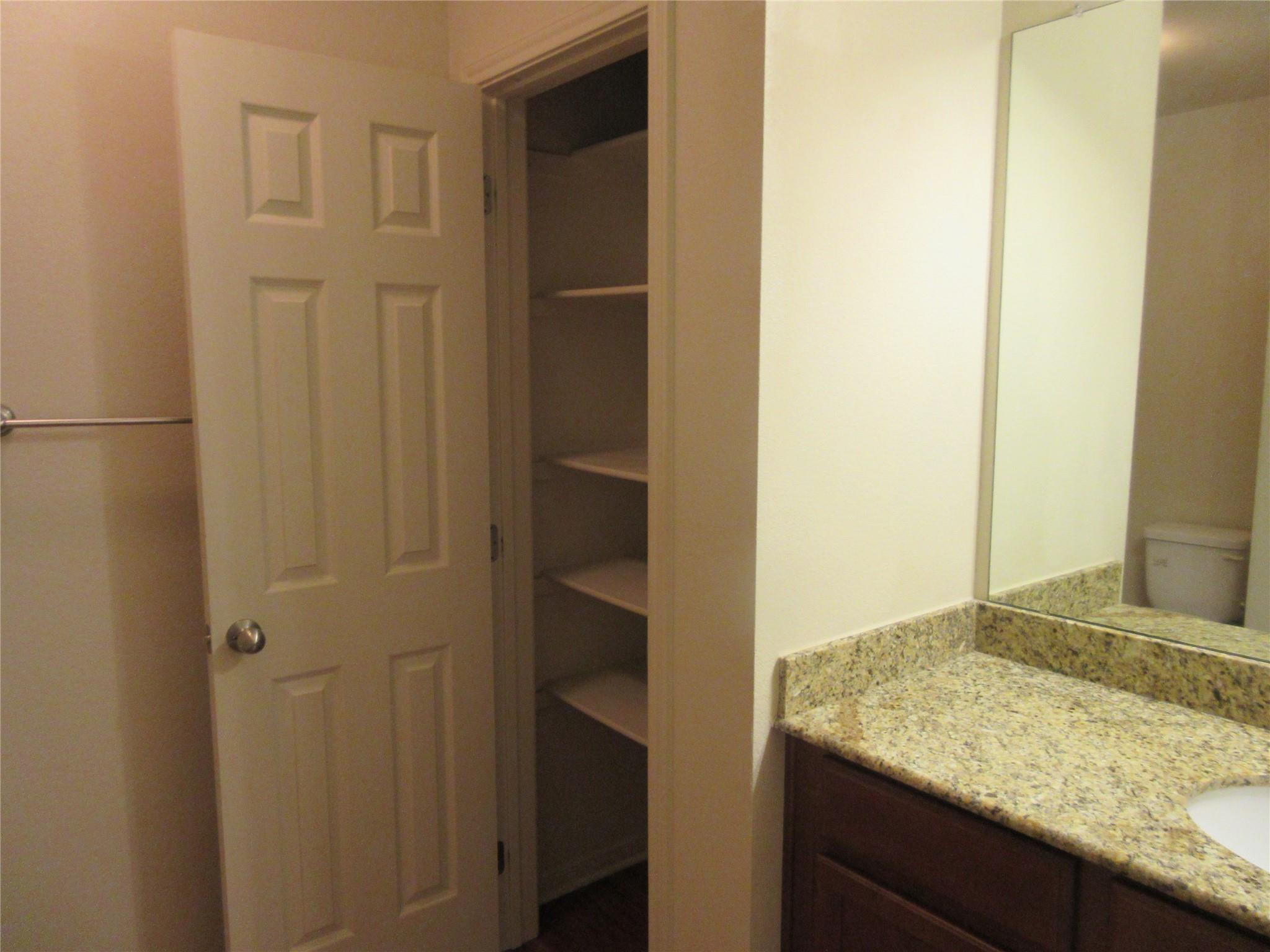 2804 Crystal Cir #a Property Photo 21