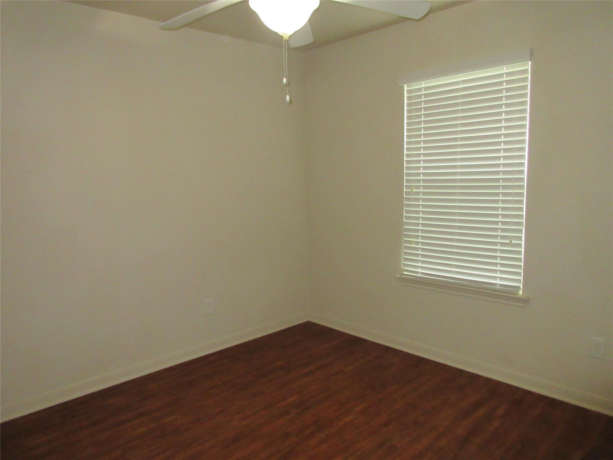 2804 Crystal Cir #a Property Photo 26