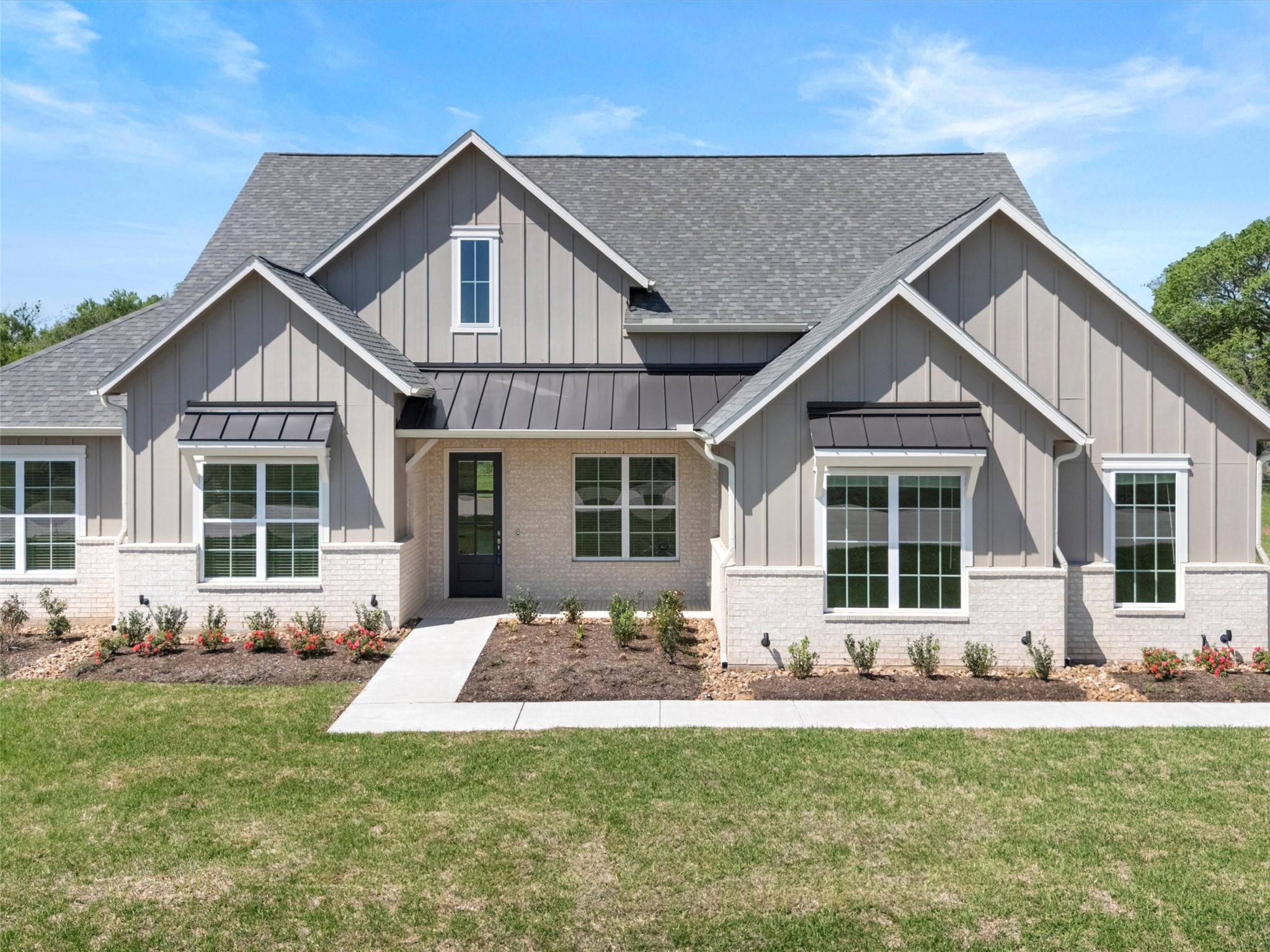 226 Hydrangea Dr Property Photo