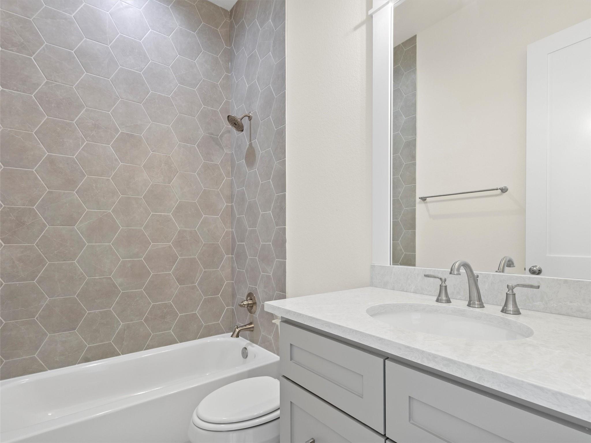 226 Hydrangea Dr Property Photo 19