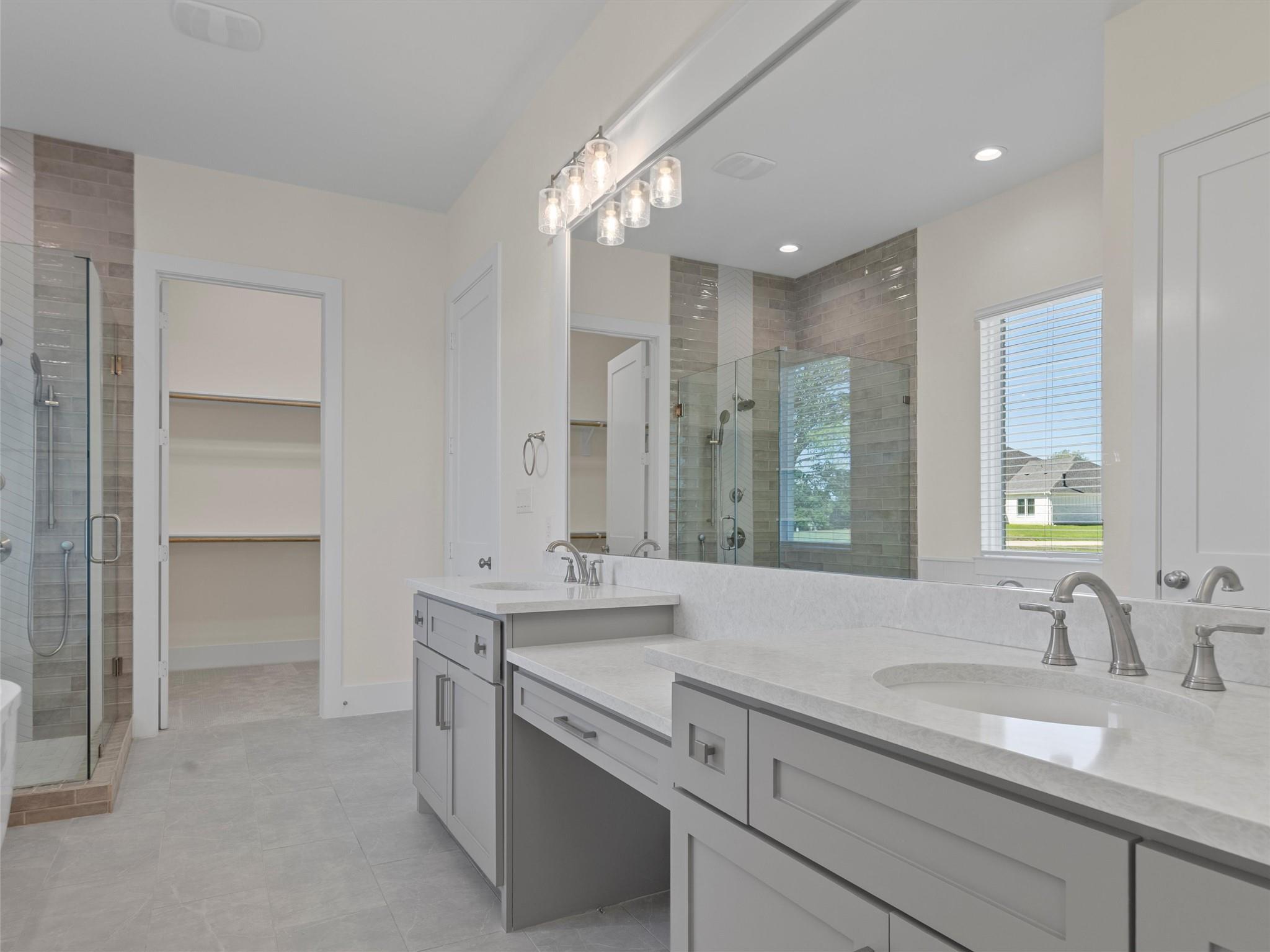 226 Hydrangea Dr Property Photo 28