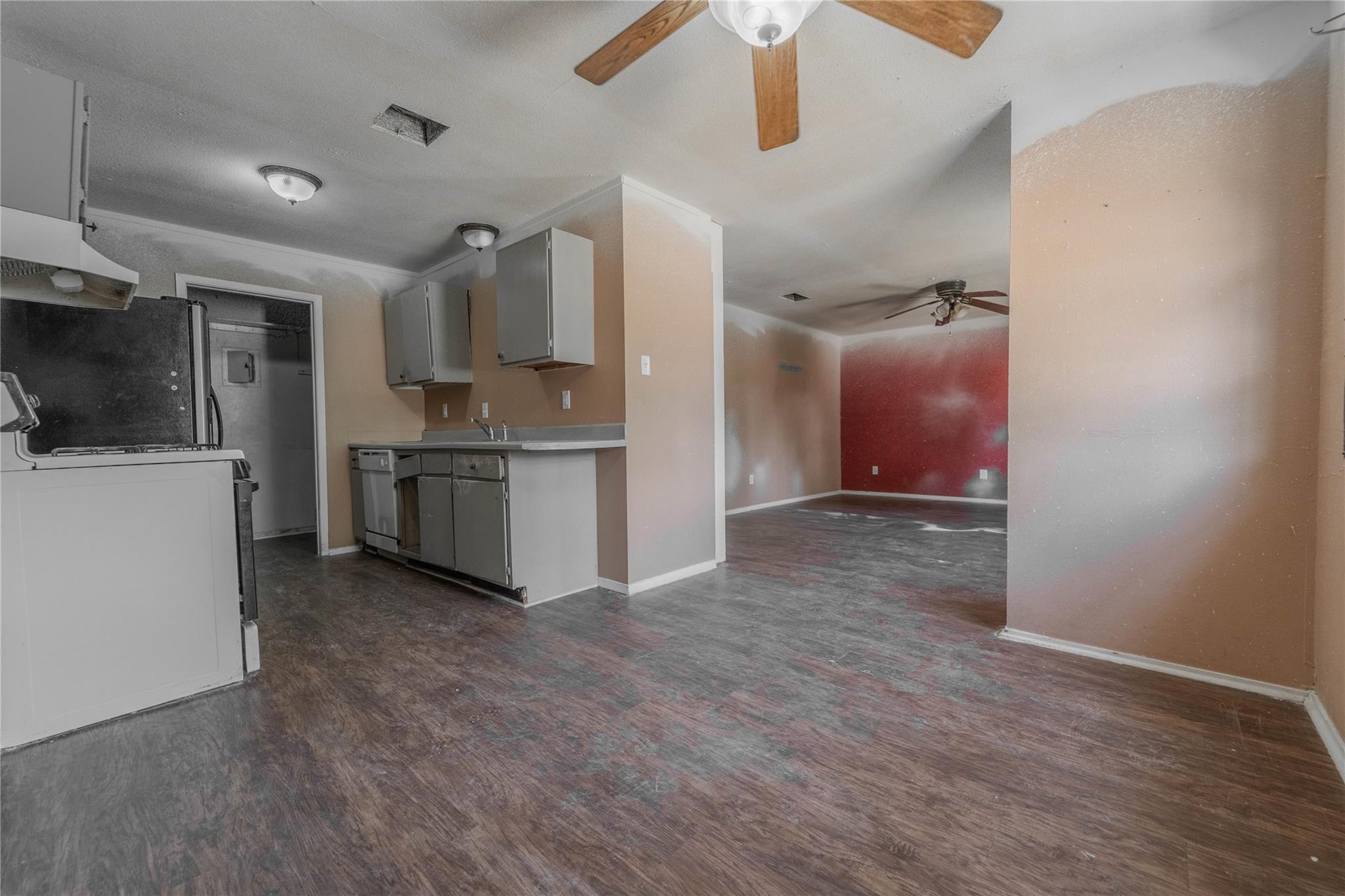 1803 Aberdeen Dr Property Photo 5