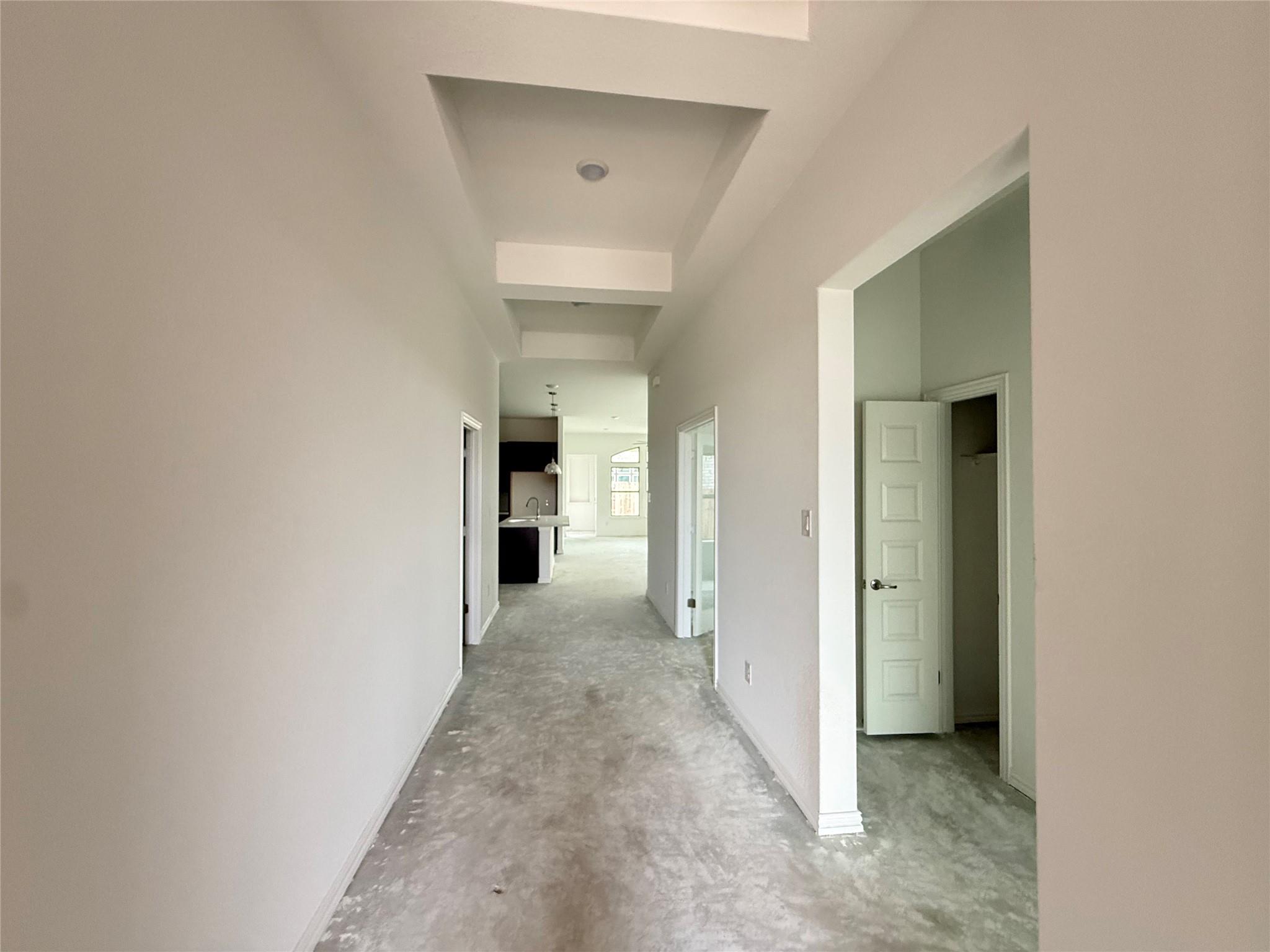 408 Rubber Tree Way Property Photo 2