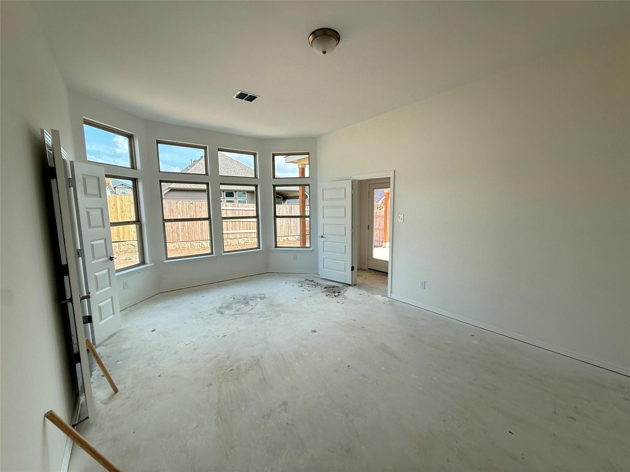 408 Rubber Tree Way Property Photo 11