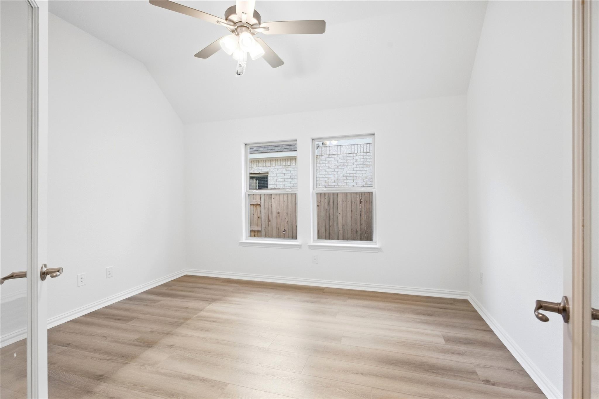 408 Rubber Tree Way Property Photo 22