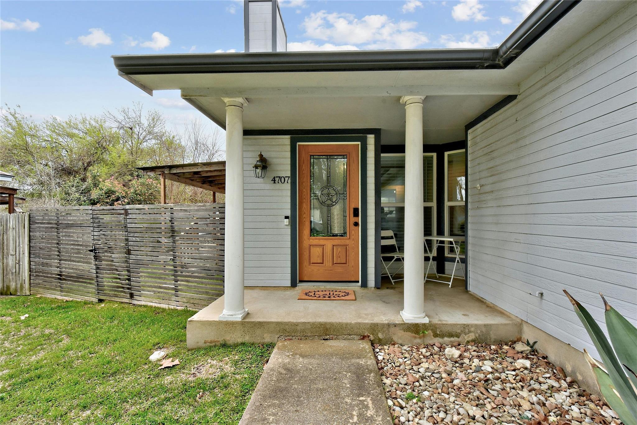 9400881 Property Photo 2