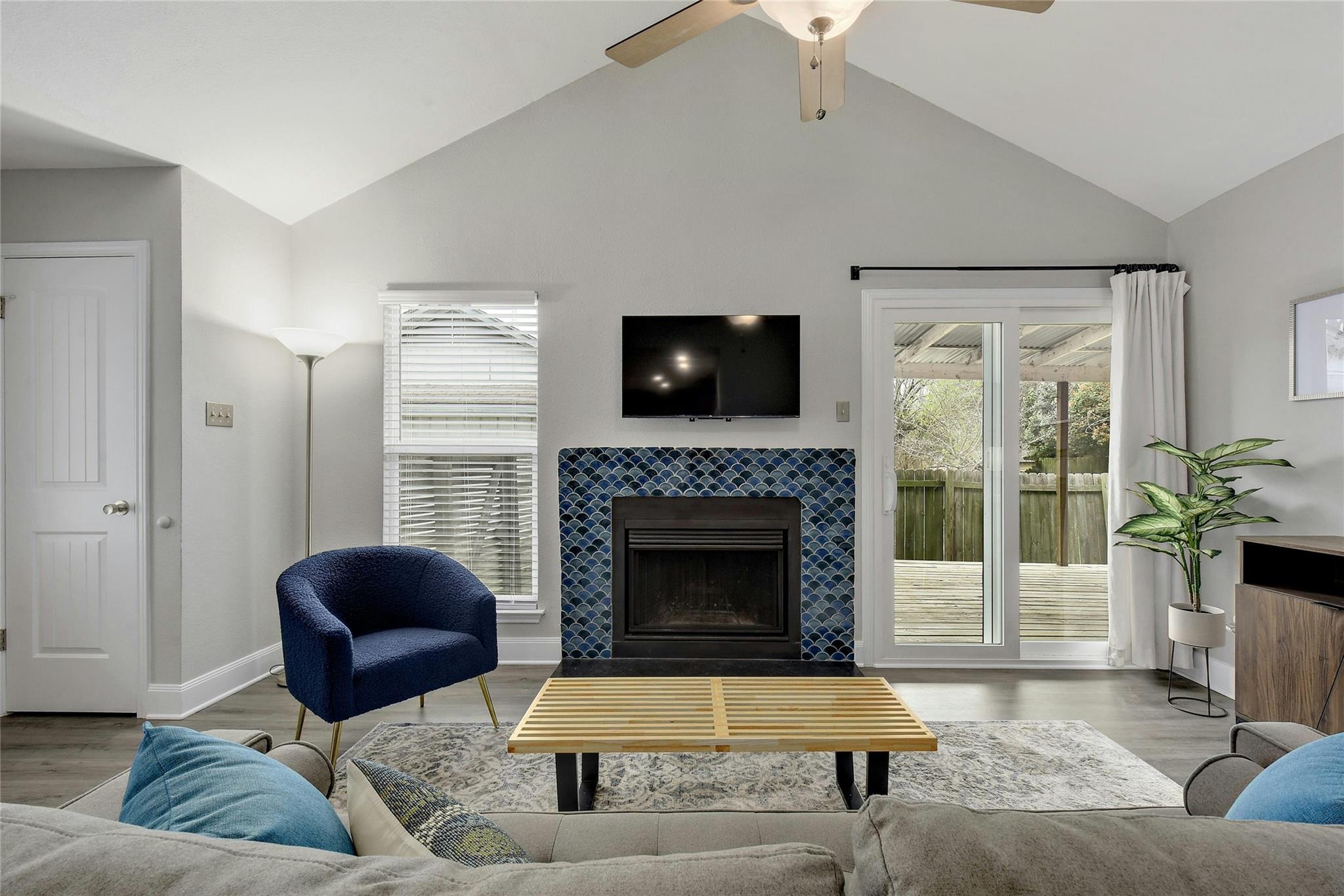 9400881 Property Photo 4