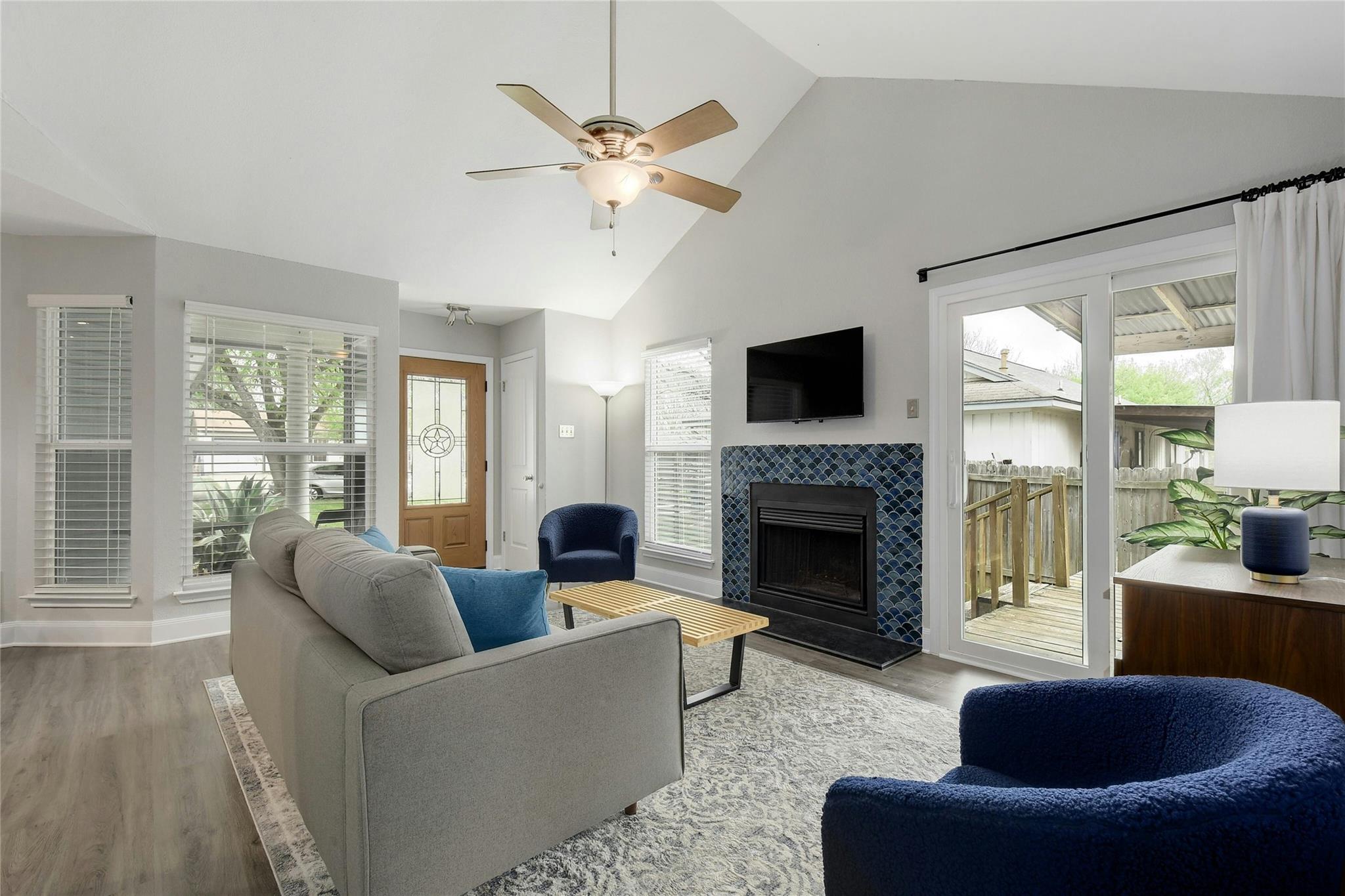 9400881 Property Photo 5