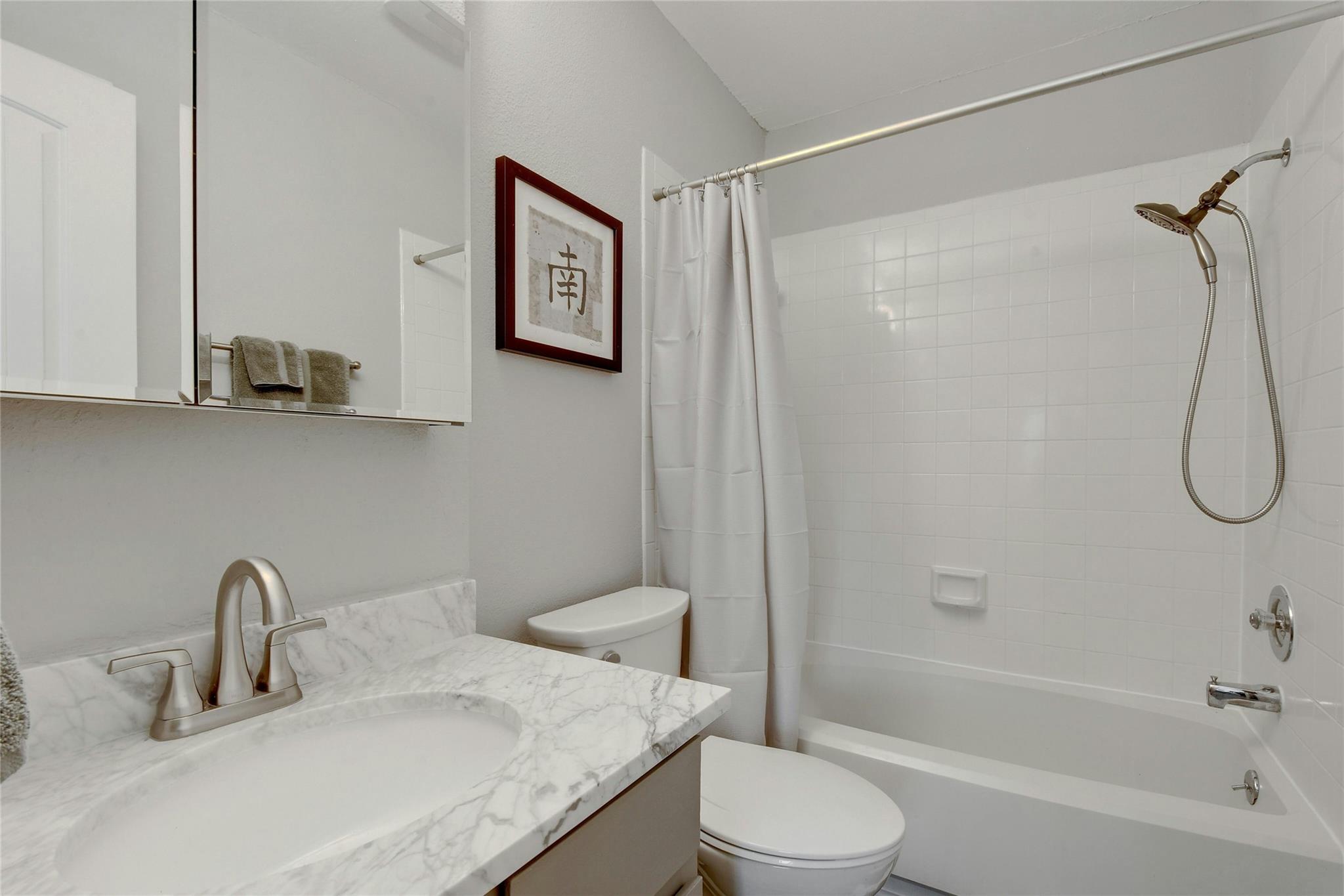 9400881 Property Photo 15