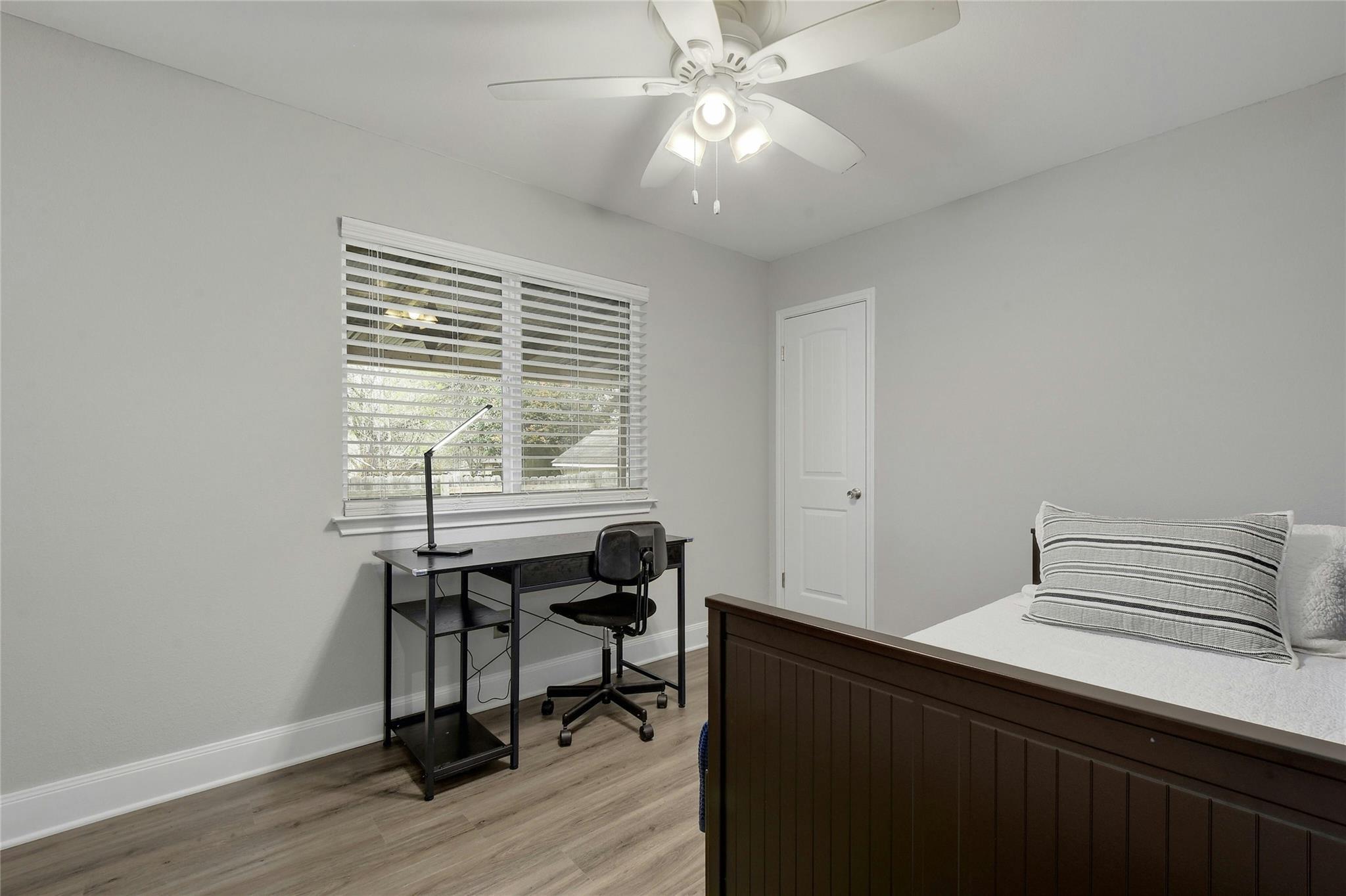 9400881 Property Photo 17