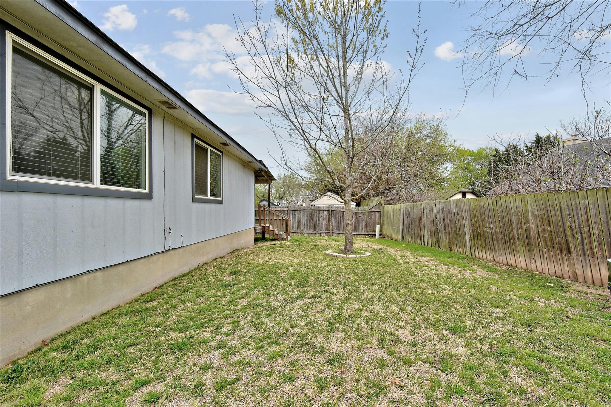 9400881 Property Photo 20