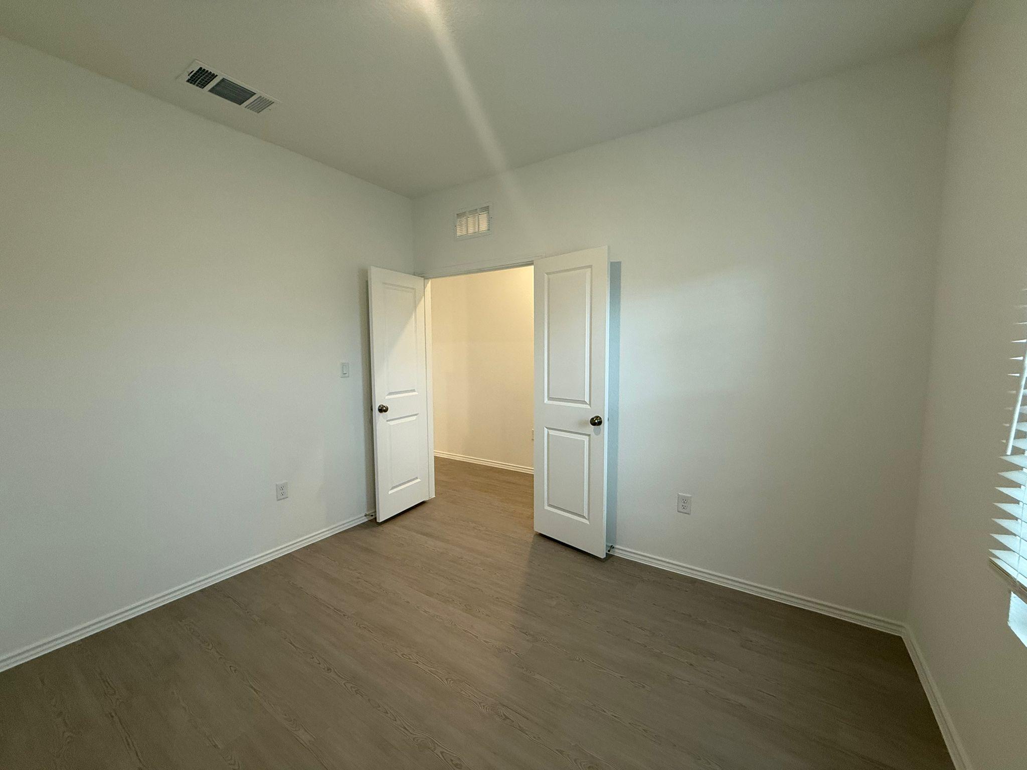 109 Imola St Property Photo 6