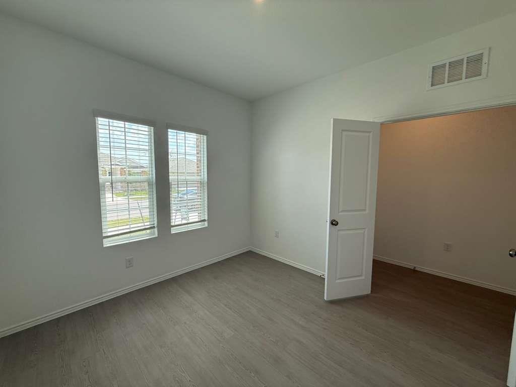 109 Imola St Property Photo 21